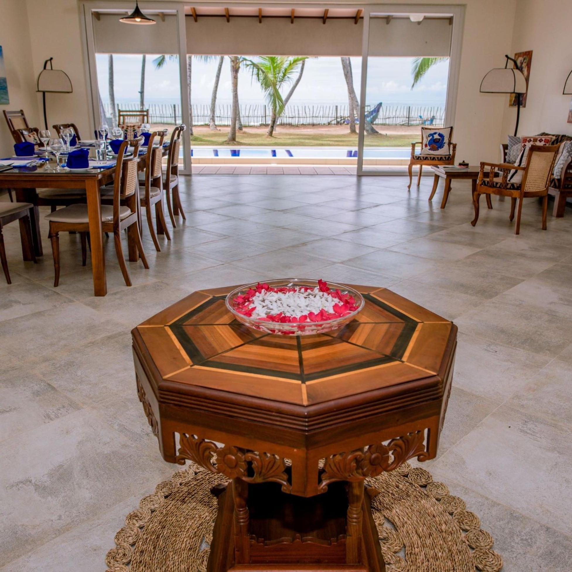 Arhimser Villa-Superb 4 Bedroom Beachfront For 8 In Ranna, Tangalle, Bb, Pool, Free Pick Up For 7 Night Stays Arriving Together, Serviced, Taxes Included ภายนอก รูปภาพ