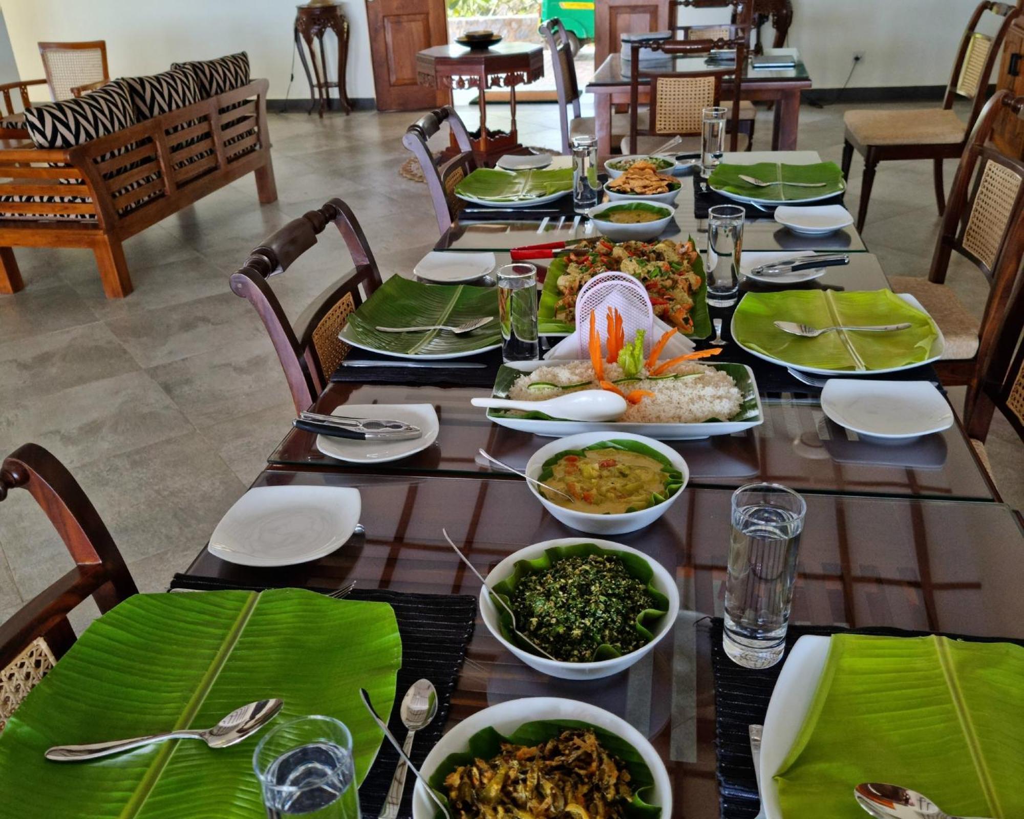 Arhimser Villa-Superb 4 Bedroom Beachfront For 8 In Ranna, Tangalle, Bb, Pool, Free Pick Up For 7 Night Stays Arriving Together, Serviced, Taxes Included ภายนอก รูปภาพ