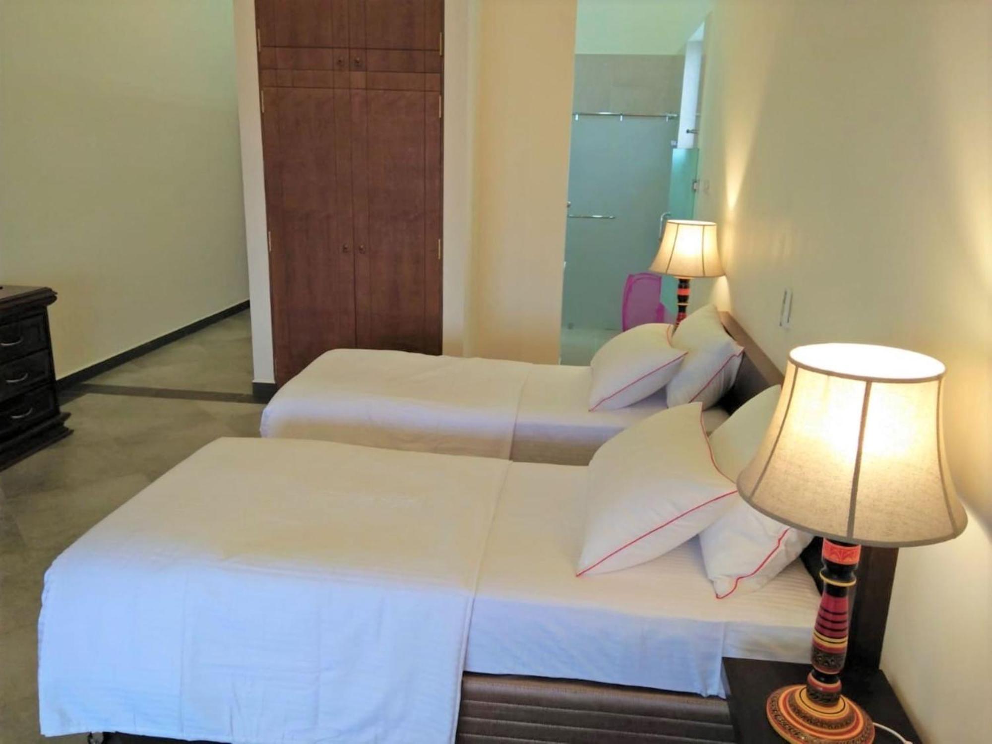 Arhimser Villa-Superb 4 Bedroom Beachfront For 8 In Ranna, Tangalle, Bb, Pool, Free Pick Up For 7 Night Stays Arriving Together, Serviced, Taxes Included ภายนอก รูปภาพ