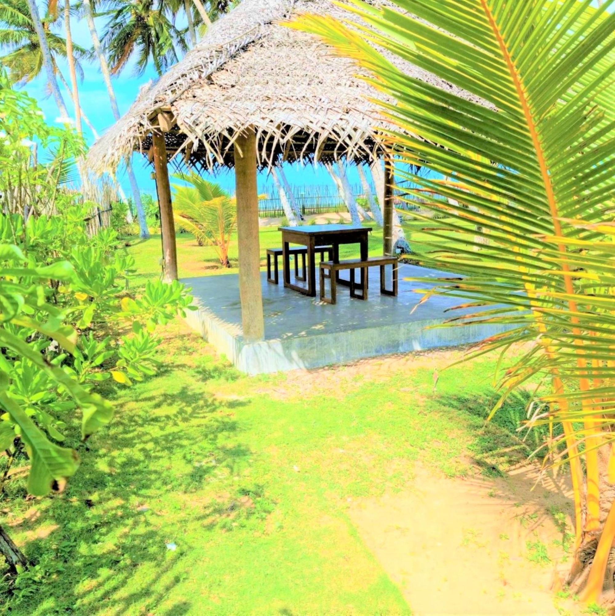 Arhimser Villa-Superb 4 Bedroom Beachfront For 8 In Ranna, Tangalle, Bb, Pool, Free Pick Up For 7 Night Stays Arriving Together, Serviced, Taxes Included ภายนอก รูปภาพ