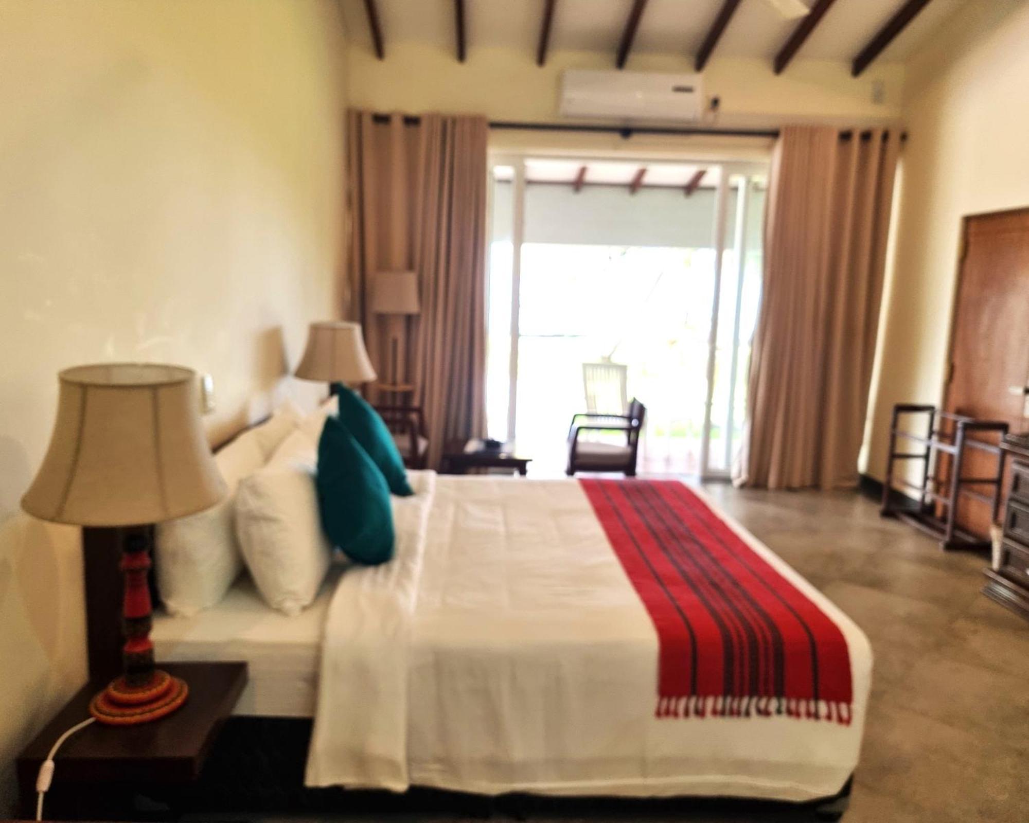 Arhimser Villa-Superb 4 Bedroom Beachfront For 8 In Ranna, Tangalle, Bb, Pool, Free Pick Up For 7 Night Stays Arriving Together, Serviced, Taxes Included ภายนอก รูปภาพ