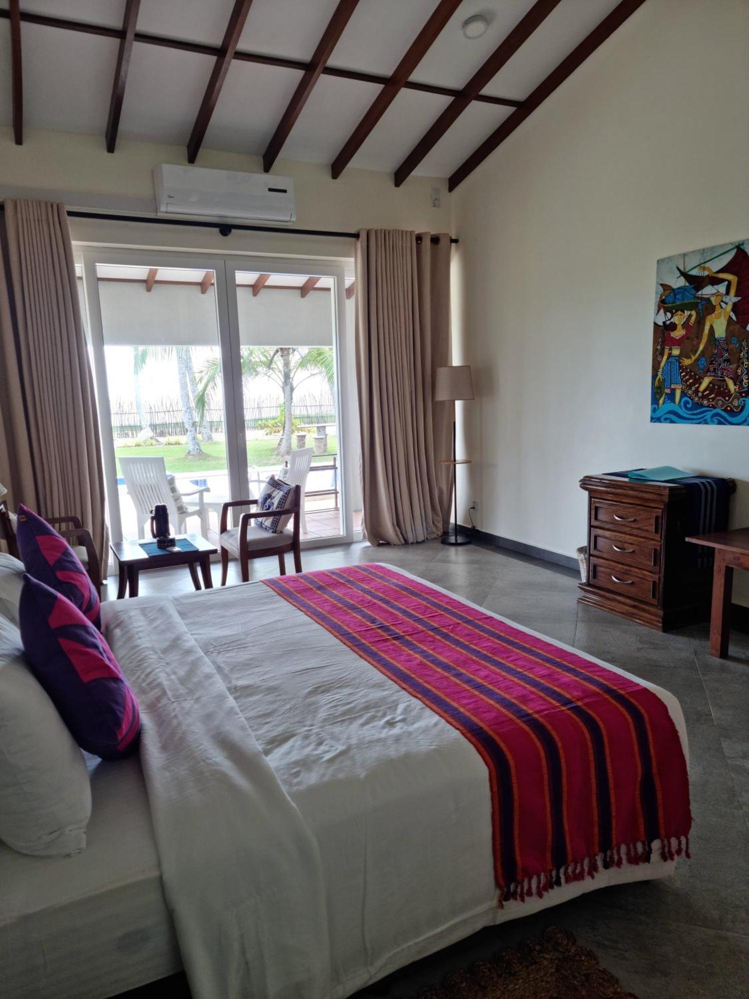 Arhimser Villa-Superb 4 Bedroom Beachfront For 8 In Ranna, Tangalle, Bb, Pool, Free Pick Up For 7 Night Stays Arriving Together, Serviced, Taxes Included ภายนอก รูปภาพ